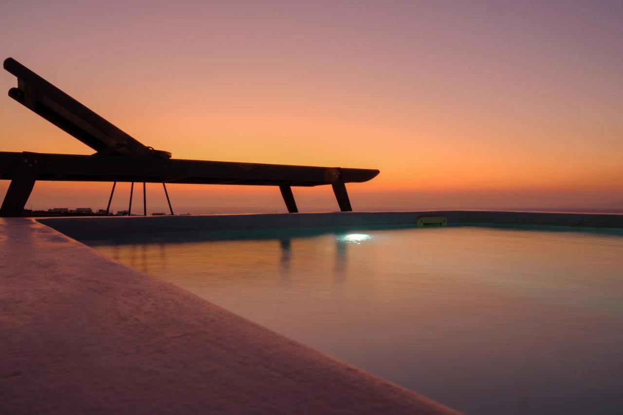 Aplada Suites Oia  Ngoại thất bức ảnh